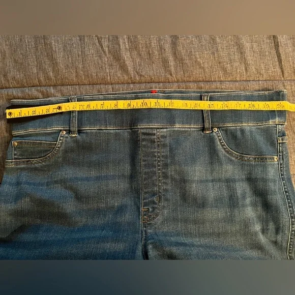 Spanx Kick Flare Jeans Vintage Indigo Pull On Women’s Size 2X Tall - Picture 9 of 13